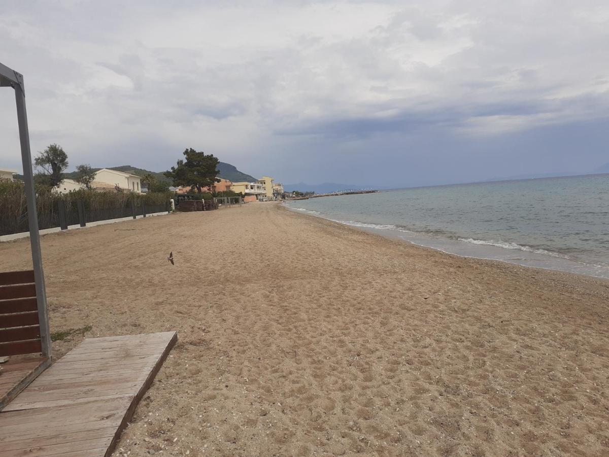 Zoi Apartmens Antonis Botsis Meszongí Kültér fotó